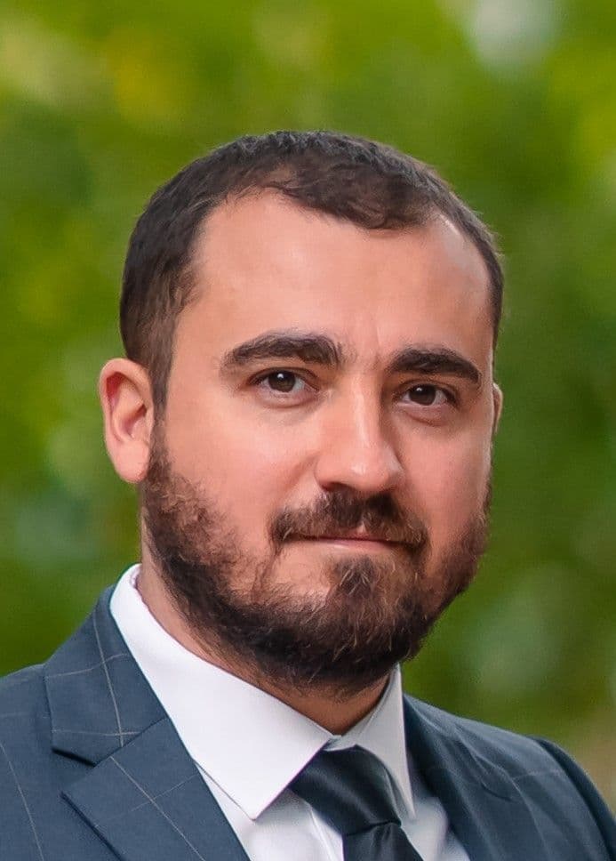 Dan-Alexandru  Micu 